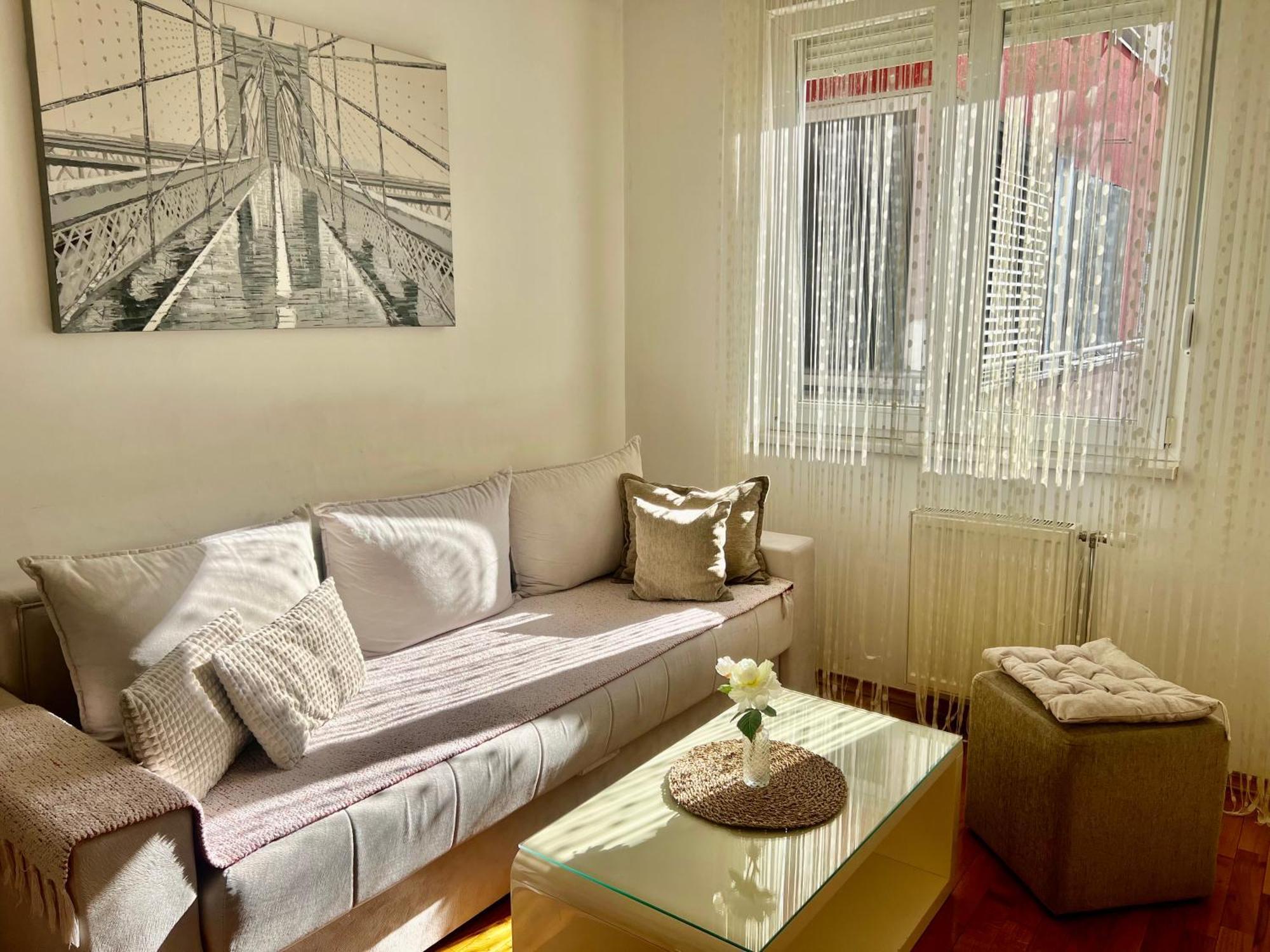 Apartmani Casa บันยาลูกา ภายนอก รูปภาพ