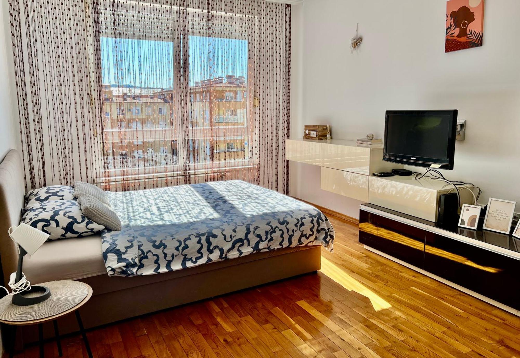 Apartmani Casa บันยาลูกา ภายนอก รูปภาพ